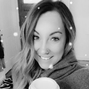 Meet your Posher, Alicia